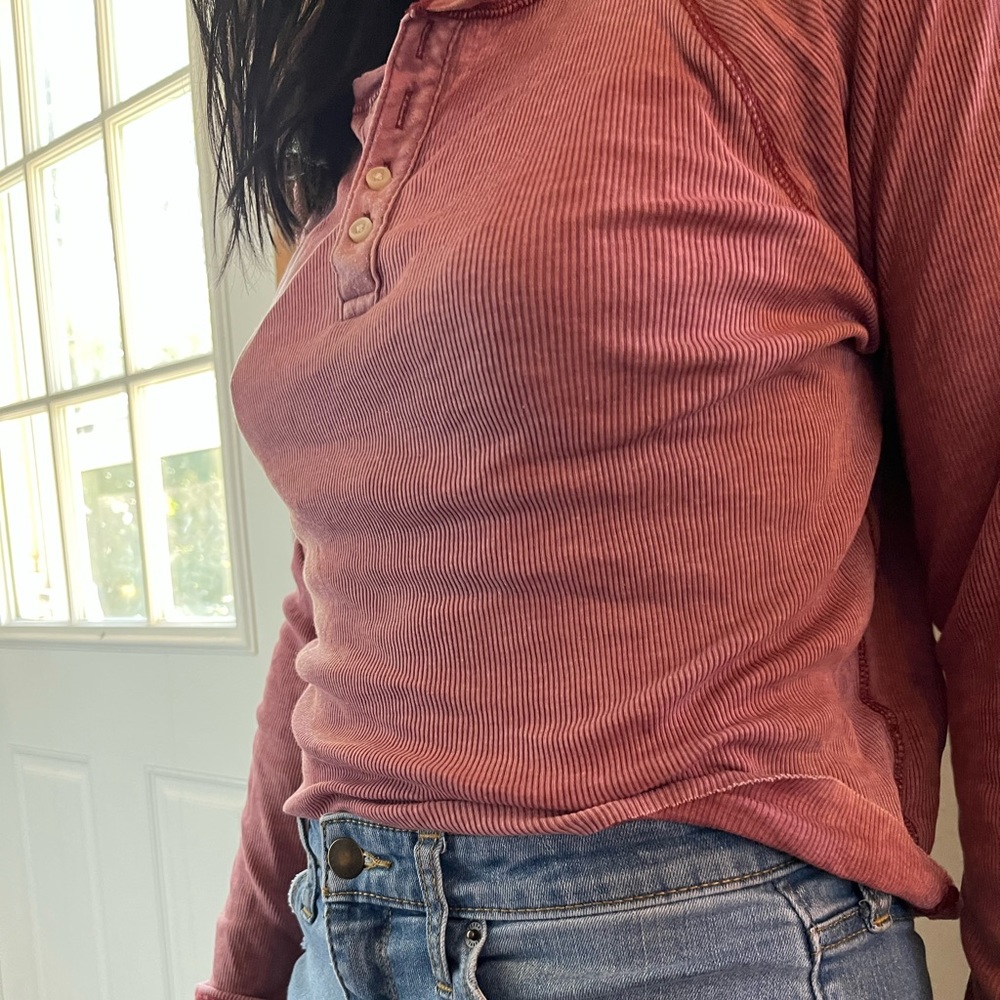 American Eagle Maroon Long Sleeve size M